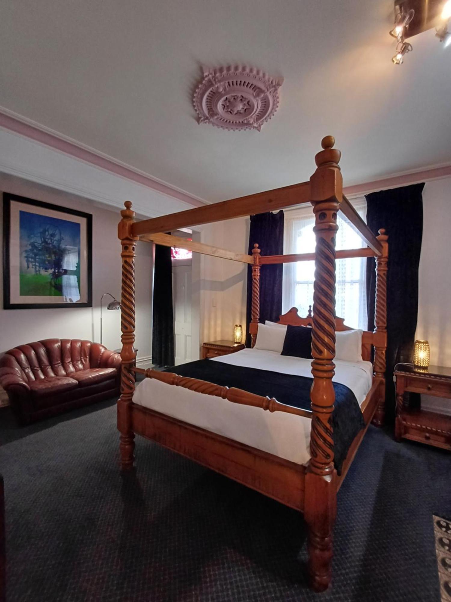 Art Hotel On York Лонсестон Экстерьер фото