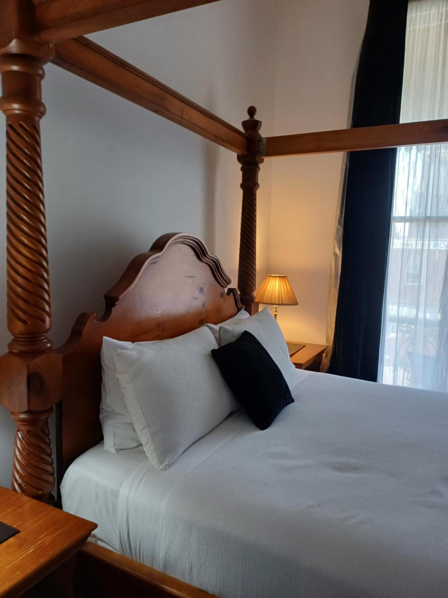 Art Hotel On York Лонсестон Экстерьер фото