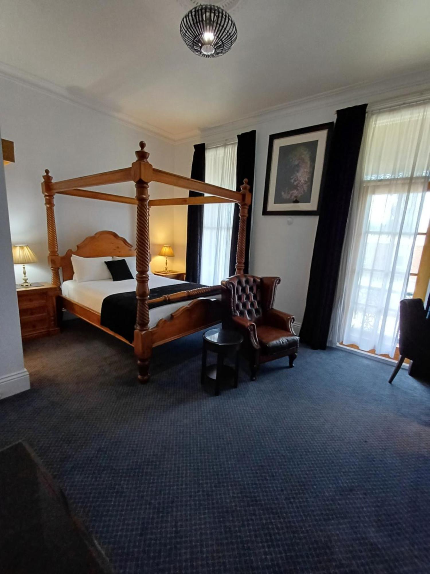 Art Hotel On York Лонсестон Экстерьер фото